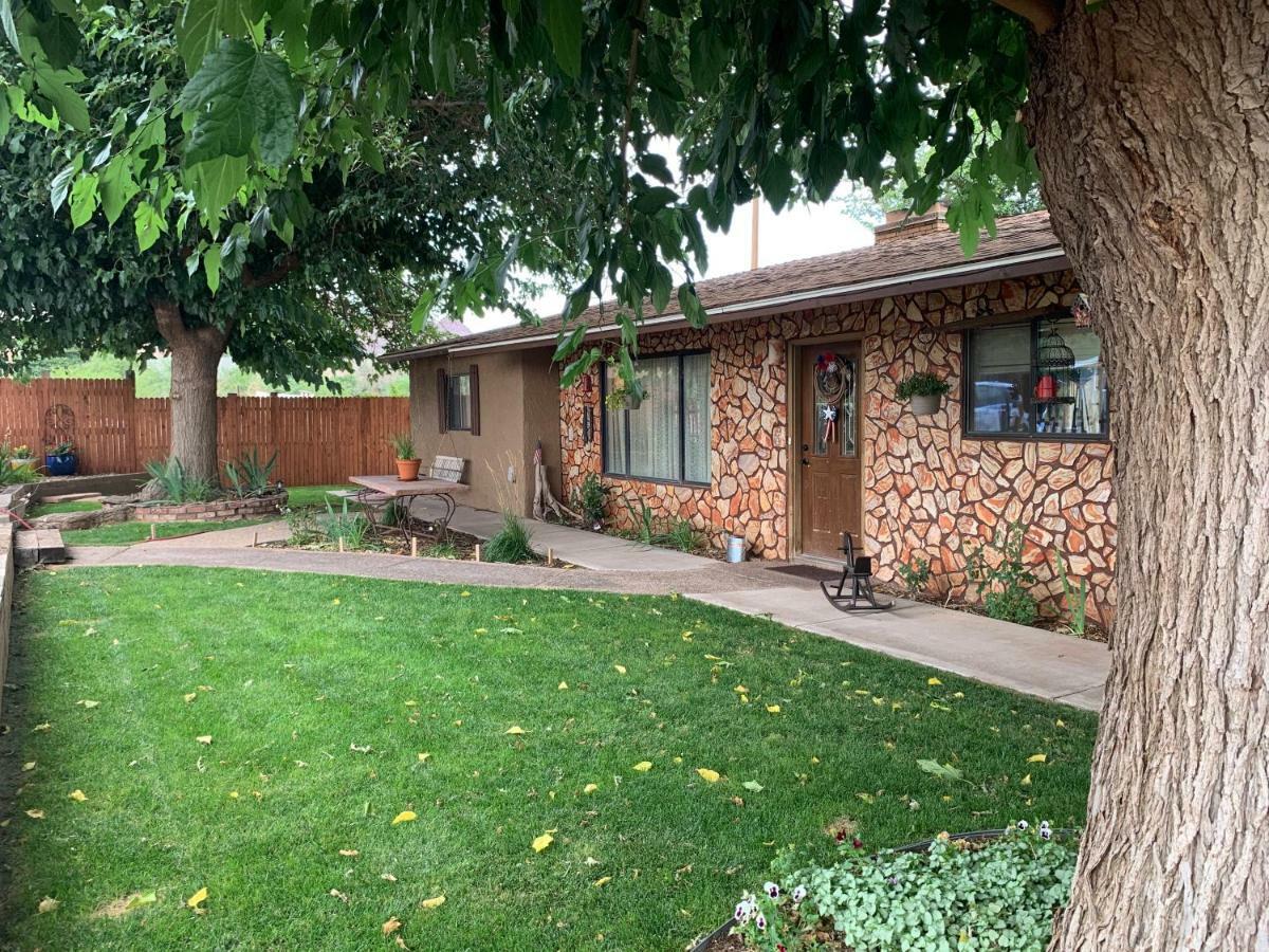 Zion'S Backyard Bed And BreakfastColorado City エクステリア 写真